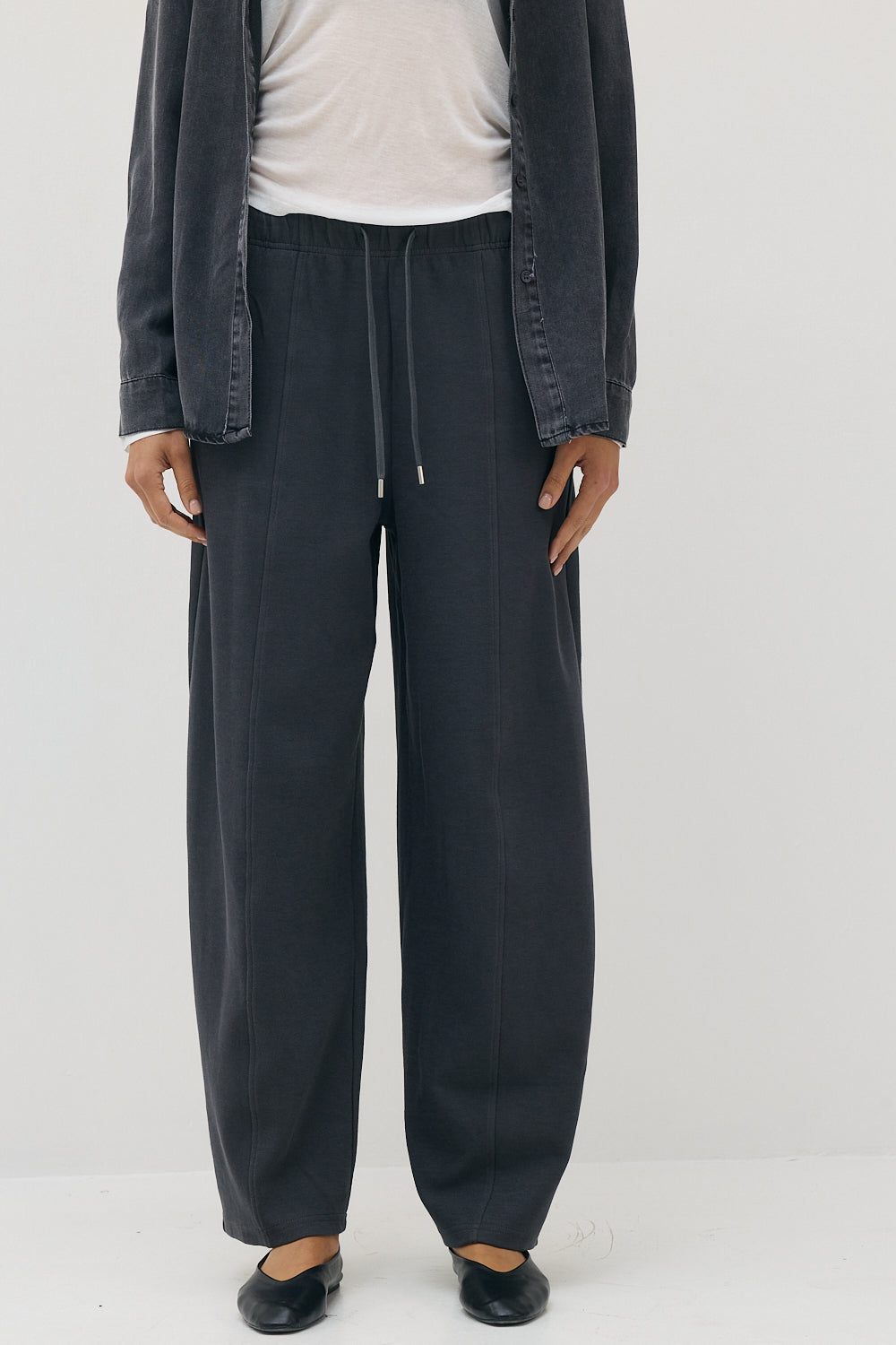 מכנסיים טרנינג מחויטים
