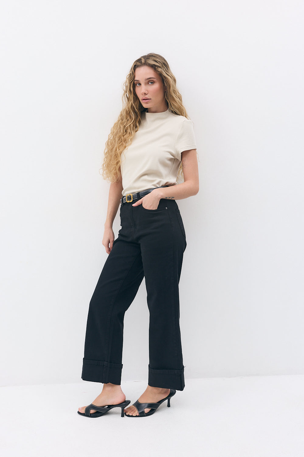 חולצה חצי גולף